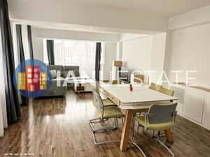 Piata Romana 10` Metrou Dacia Mihai Eminescu Nou Centrala Spatios — miniatura 1