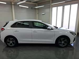 Hyundai i30 1.5 110 CP Highway - Vehicul second-hand — miniatura 3