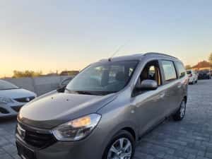 Dacia LODGY 1,5 DCIAN 2014 POSIBILITATEA RATE  fără avans Transport gratuit — miniatura 9