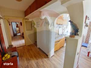 Apartament 3 camere, etaj 1, ideal locuință sau investitie — miniatura 5