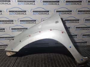 Aripa Stanga Fata Toyota Hilux VII (Facelift 2008) 2008 - 2011 4 Usi Silver Metalizat ...