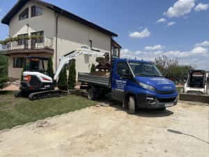 Inchiriem miniexcvator — miniatura 7