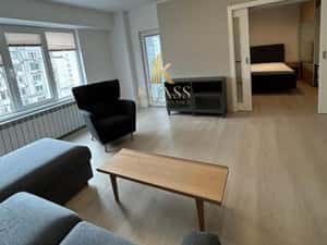 apartament decomandat de inchiriat cu 3 camere  in Unirii — miniatura 4