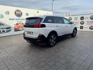 Peugeot 5008 - 2018, diesel, automat, 256.831 km — miniatura 4