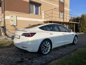 Tesla Model 3 Performance Facelift 2021 513 CP, jante 19+20’’ Uberturb — miniatura 6