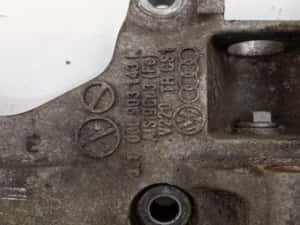 Suport accesorii 1.6 TDI 03L903143K Audi A3 8P/8PA [2th facelift] — miniatura 4