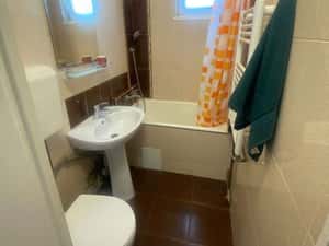 Inchiriez apartament 3 camere — miniatura 6