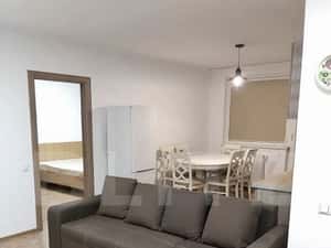 Apartament 3 camere, 70 mp total, acces pietonal Vivo — miniatura 1