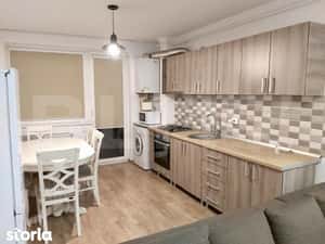 Apartament 3 camere, 70 mp total, acces pietonal Vivo — miniatura 3