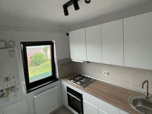 Inchiriez apartament 3 camere Valea Lupului — miniatura 5