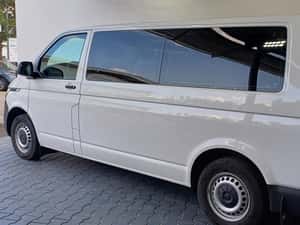 Volkswagen T6 Transporter Manuală 150 HP Diesel — miniatura 3