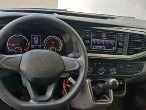 Volkswagen T6 Transporter Manuală 150 HP Diesel — miniatura 5
