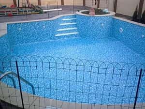 contructii piscine,renovari piscine , montaj liner piscine — miniatura 3