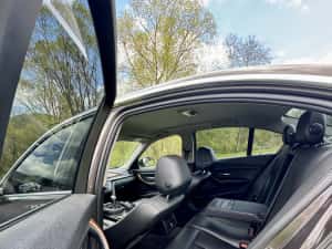 Vând/Schimb BMW 320 F30 — miniatura 8