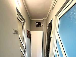 Apartament cu 1 camera, decomandat, vizavi de Carrefour Felicia — miniatura 4