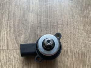 Supapa Valva Compresor Perne Aer VW Bmw Mercedes Audi Porsche ML Q7 A8 — miniatura 8