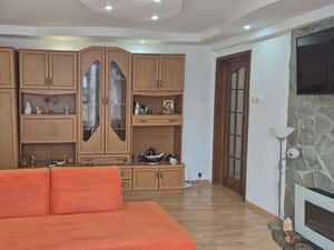 Apartament 2 camere decomandat centru et 1 utilat mobilat — miniatura 3
