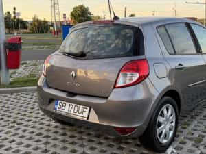 Renault Clio Edtion 2012 Euro 5 Facelift 1.5 D 110 CP Manual Clima Incalzire Impecabil Navi Climatronic Propietar — miniatura 3