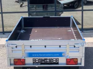 Remorca Noua  750Kg 2 Ax Faro Magicus 263x150x35 cm Tip Platforma RATE — miniatura 3