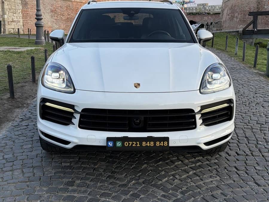 Porsche Cayenne 3.0 V6 Turbo, 340 CP, an 2019 — fotografie 1 din 7