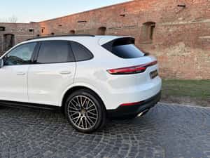 Porsche Cayenne 3.0 V6 Turbo, 340 CP, an 2019 — miniatura 3