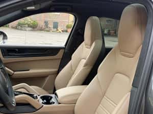 Porsche Cayenne Sport / Coupe 500 cp - 14.700 km — miniatura 3