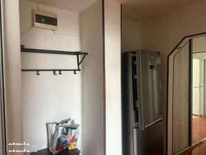 Inchiriez apartament 3 camere Ploiesti Vest — miniatura 2