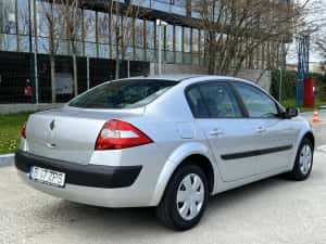 Renault Megane 105.000 Km Reali 1.4 benzina Unic Propietar ( Logan) — miniatura 4