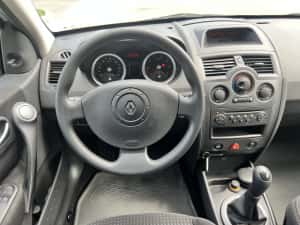 Renault Megane 105.000 Km Reali 1.4 benzina Unic Propietar ( Logan) — miniatura 6