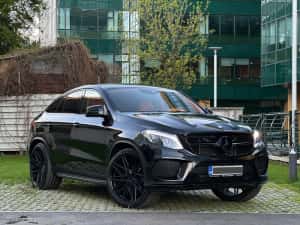 Mercedes-Benz GLE Coupe 350 d 4 MATIC - AMG Line - AIRMATIC - 310 CP — miniatura 4