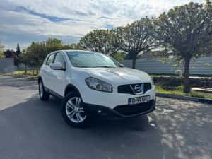 Nissan Qashqai 1.6 DCI 2012 Euro 5 4x4 — miniatura 1