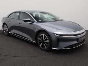 Lucid Air - Berlină Electric 487 CP
