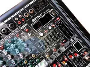 Mixer audio activ amplificat 2 x 450W RMS, 99 Efecte, Bluetooth, USB — miniatura 7