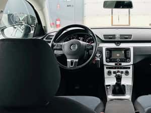 Volkswagen Passat 2013 1.6D E5 Manuală 105 HP Diesel — miniatura 6