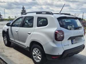 Dacia Duster 1.5 dci /4× 4 /an 2024 avariata !! — miniatura 4