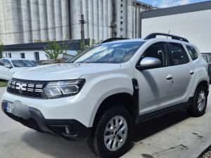 Dacia Duster 1.5 dci /4× 4 /an 2024 avariata !! — miniatura 5