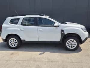 Dacia Duster 1.5 dci /4× 4 /an 2024 avariata !! — miniatura 10
