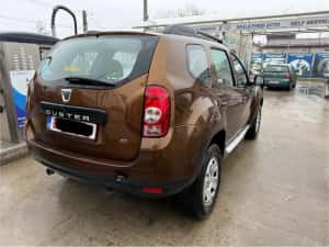 Dacia duster import 4x2  1.5 dCi 110cp DPF activ km reali factura RAR — miniatura 4