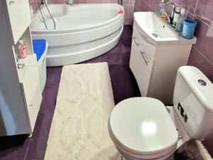 Apartament cu 2 dormitoare, 53 mp, mobilat, balcon, zona Eroilor — miniatura 5