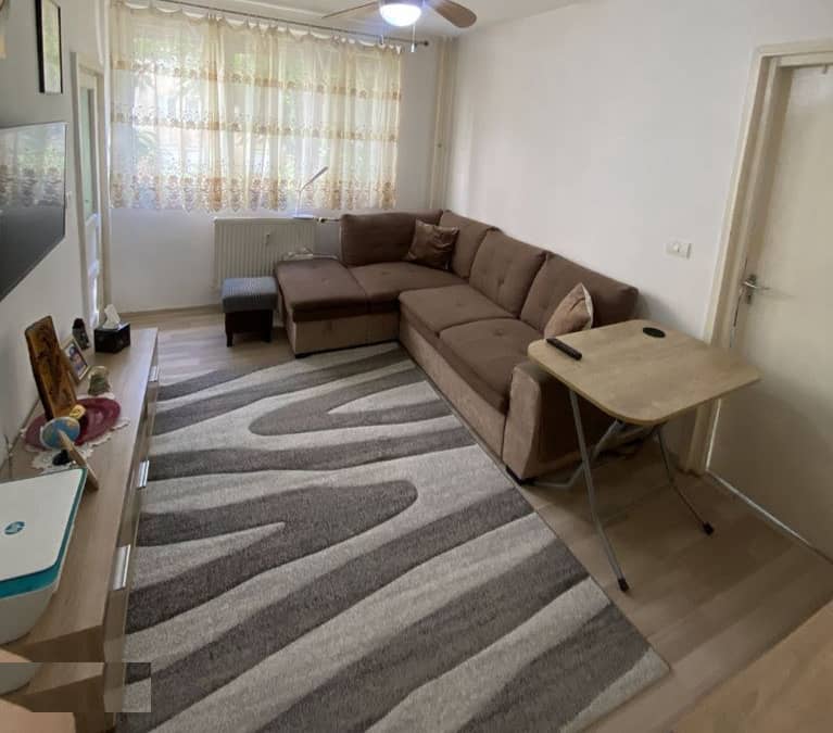 Chirie! Apartament Două Camere. Etajul 1 | Zona Rogerius — fotografie 1 din 6
