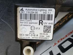 Far dreapta crystal led Skoda Octavia 4 2020 cod 5E4941016A — miniatura 9