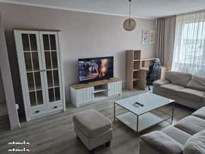 Inchiriez apartament 2 camere, modern, str. Rodnei, cu loc de parcare — miniatura 3