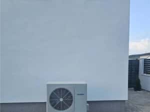 Vila moderna de 4 camere in Cristian — miniatura 9