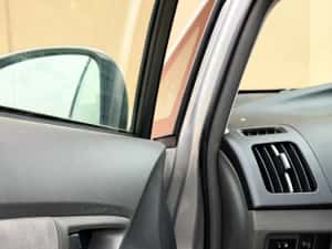 Toyota Prius Hybrid 1.8 — miniatura 6