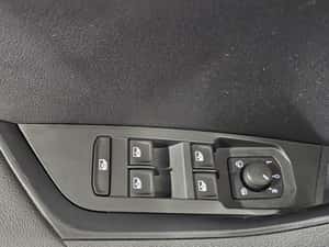 Skoda Karoq Automată 150 HP Benzină — miniatura 4