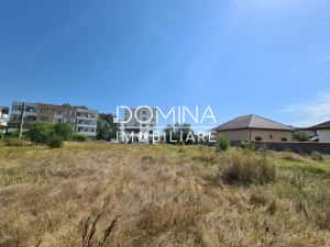 Vânzare teren intravilan situat în Târgu Jiu, strada Bicaz — miniatura 2