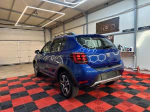 Dacia sandero stepway  celebration — miniatura 5