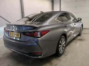 Vand Lexus Seria es Es 300 2019 Hibrid 2487 cmc Neavariata — miniatura 4