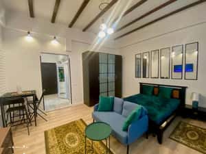 Studio de 42 MP Renovat Complet | Centru - Metrou Universitate — miniatura 3