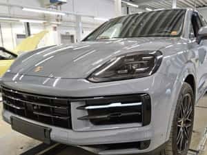 Porsche Cayenne Hibrid 470 cp 2024